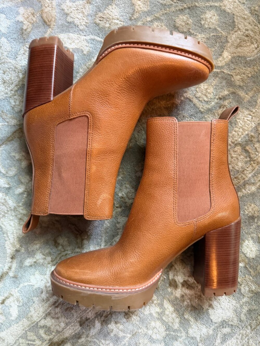 Tory Burch Carson lug sole chelsea boots